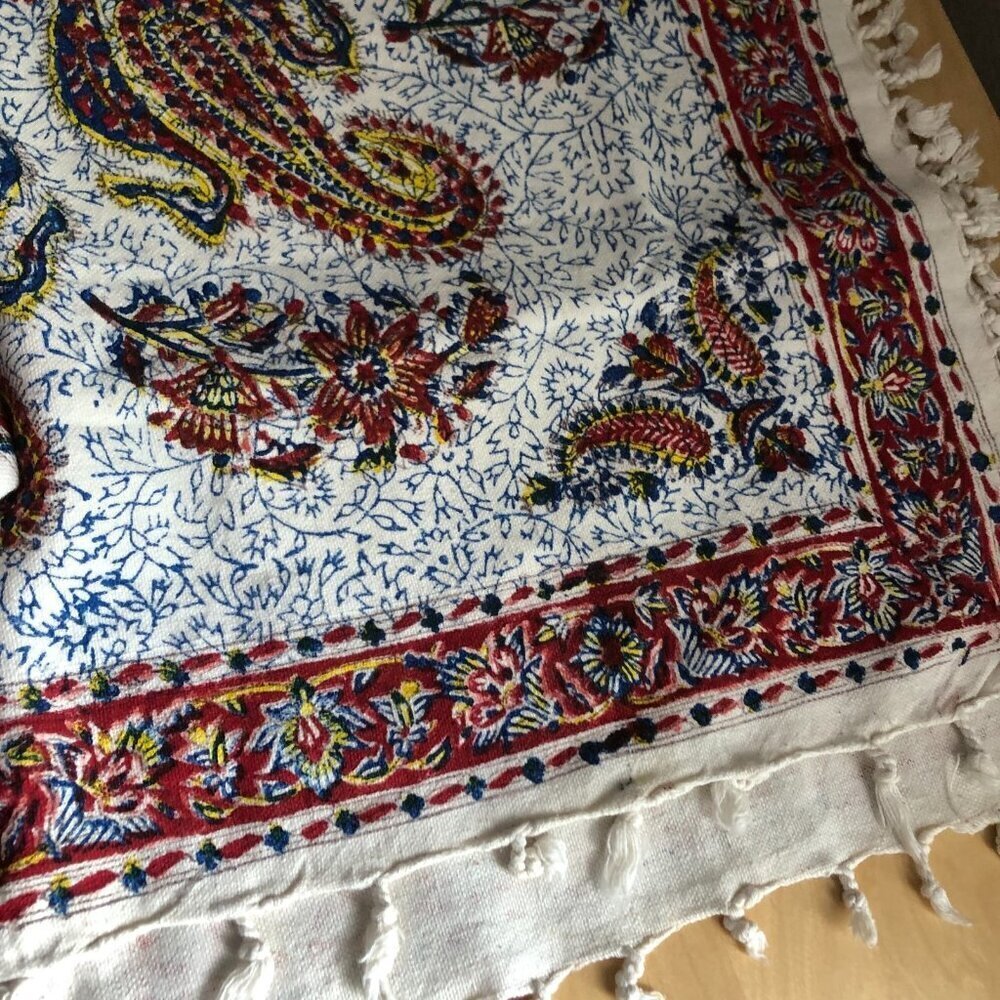 Isfahan Gholamreza Rezvani Wrap Scarf Ivory & Red Floral Jacquard Paisley NEW - Picture 2 of 7